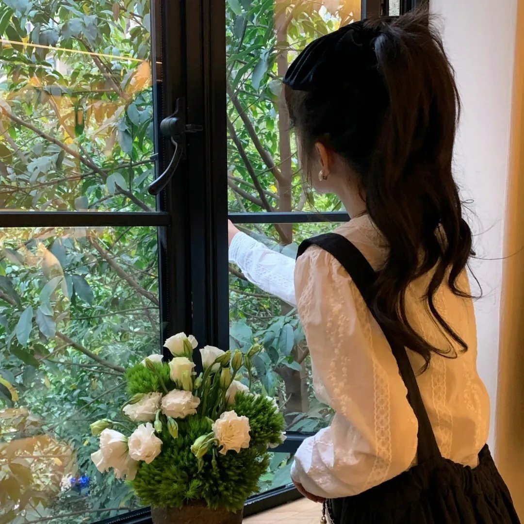 妮可睡不著